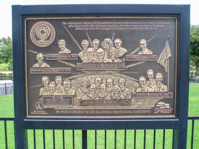 nasa-the-astronauts-memorial-foundation-plaque-kennedy-space-center-florida-timothy-wildey.jpg