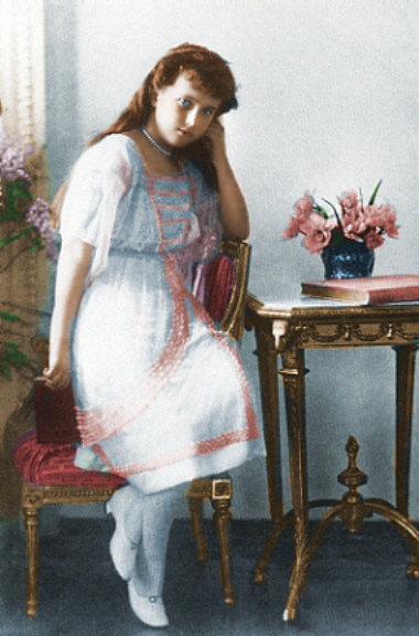 anastasia-the-romanovs-7240285-380-576.jpg