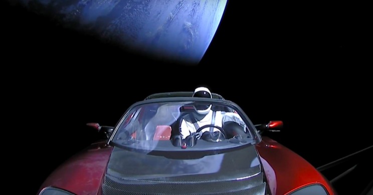 roadster-spacex-starman_resize_md.jpg
