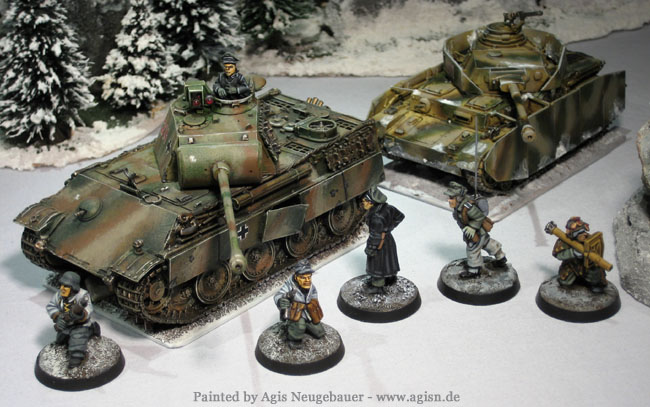 6_German_Panther_PzIV_and_Command_squad.jpg
