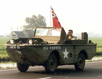 amphibiousjeeps.jpg