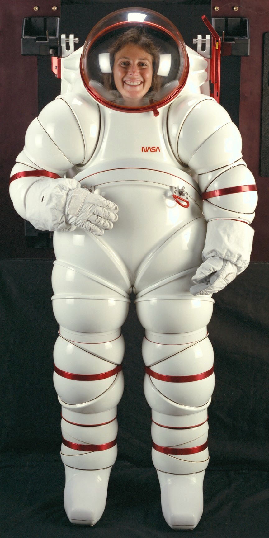 AX-5-spacesuit.jpg