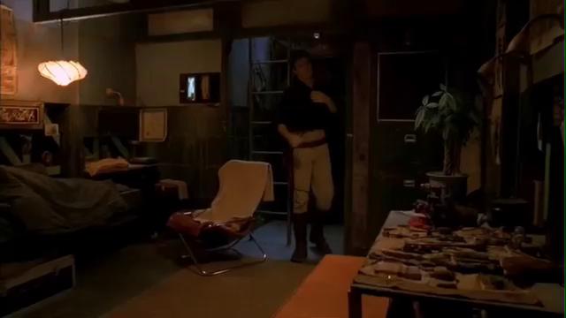 mal-in-bunk.jpg