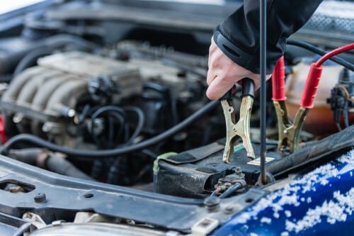 use-jumper-cables-to-jump-start-your-car.jpg